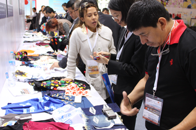 ����������